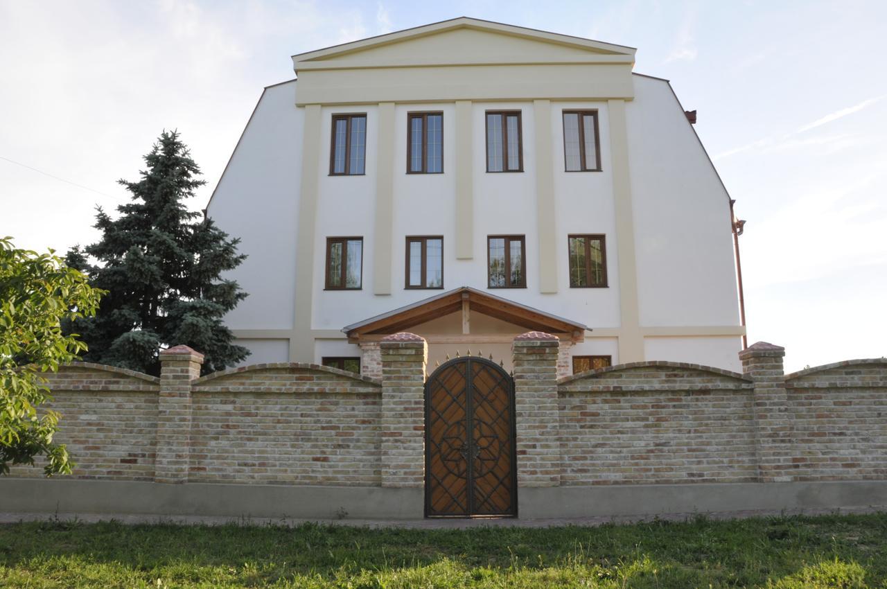 Hotel Dom Fedorovyh Sergeyevka Esterno foto